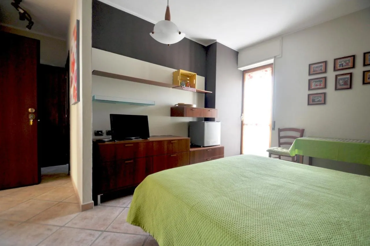 Al 32 Y 3 Bed & Breakfast Alghero Italy