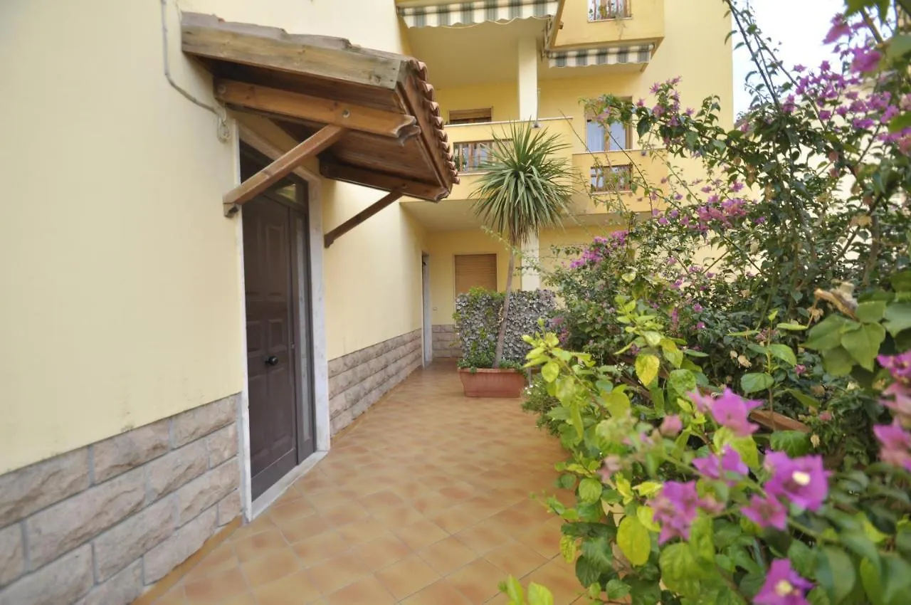 Al 32 Y 3 Bed & Breakfast Alghero 2*,  Italy